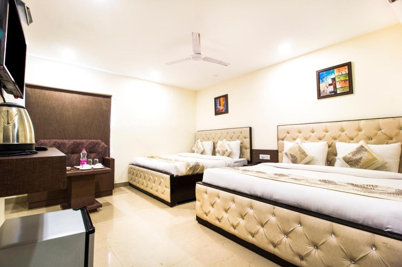 Hotel Avantrue New Delhi Exteriör bild